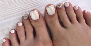 Pedicure at home: photos step by step for beginners, designs