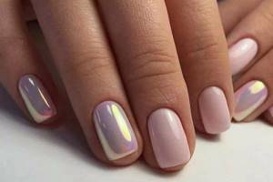 Pearlescent manicure - Manicure for school for short nails