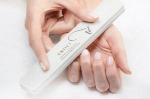 Nail file - How to remove gel polish at home