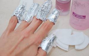 Causes of ridged fingernails