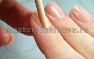 Glue the tip with a wooden stick