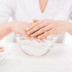 Treatments with baking soda for hands and nails