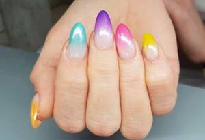 Multi-colored gradient on long nails
