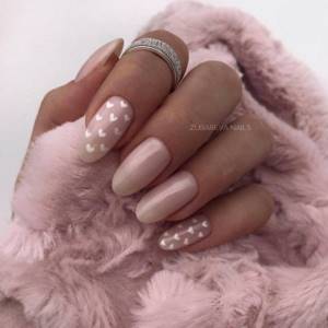 Romantic manicure for Valentine&#39;s Day: top 10 trends and tons of fresh designs!
