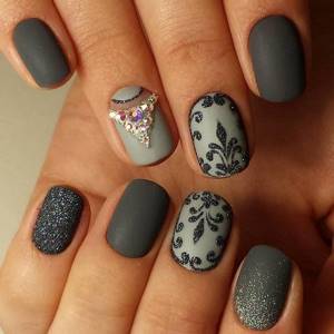 Luxurious manicure with lace - photos, new items, pattern ideas