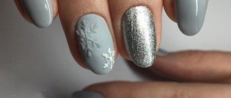 gray-blue manicure