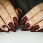 Chocolate shades in manicure