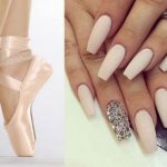 Similarity of nail shape with pointe shoes
