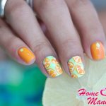 Sunny mood in orange manicure