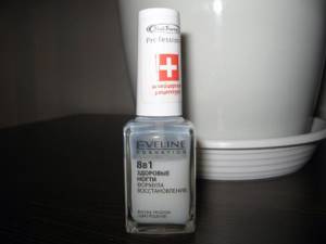 Evelyn&#39;s remedy fights 8 nail problems