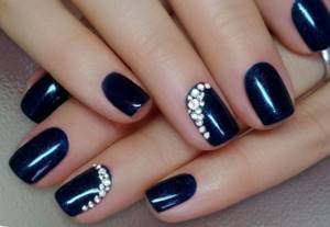 Rhinestones for nails for manicure