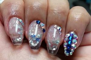 Rhinestones in aquarium manicure