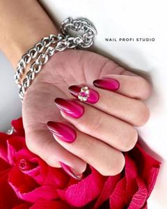 TOP 10 prom manicure ideas for 2022-2023: stunning prom manicure - photo