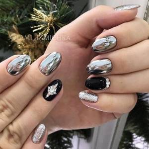 Top nail design and best manicure for the New Year 2023 - fresh photos and new ideas