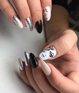 Manicure trend 2022-2023: eye see you nail art in the best ideas in the photo