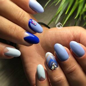 Amazing lunar manicure 2022-2023 on the top 15 trends: new photos