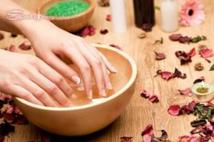 baths for strengthening nails at home