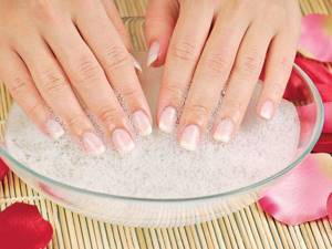 Baths with sea salt will help not only strengthen your nails, but also speed up their growth.