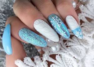 knitted design and snowflakes